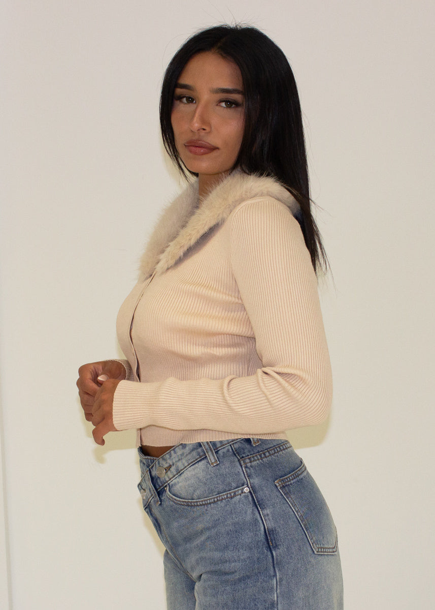 Cardigan mit Kunstfellkragen