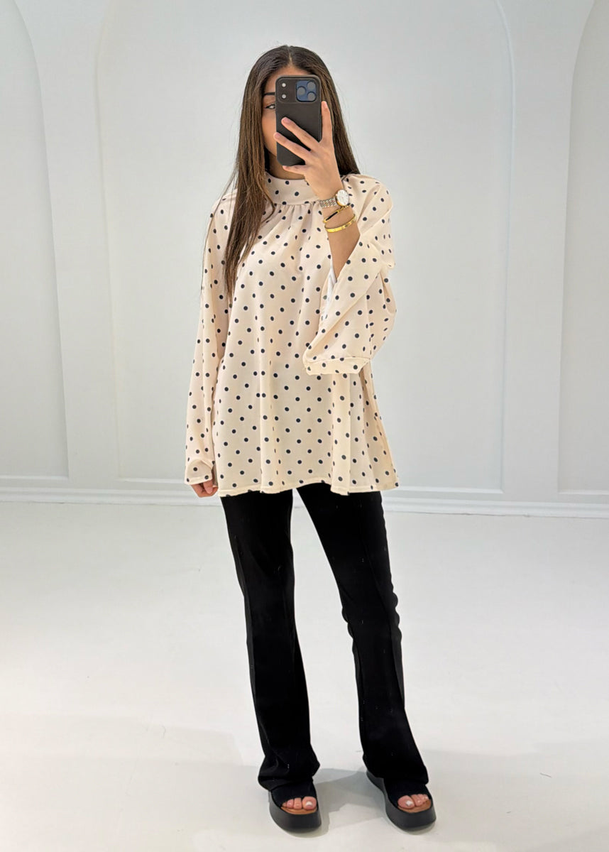 Bluse mit Punkten & weiten Ärmeln
