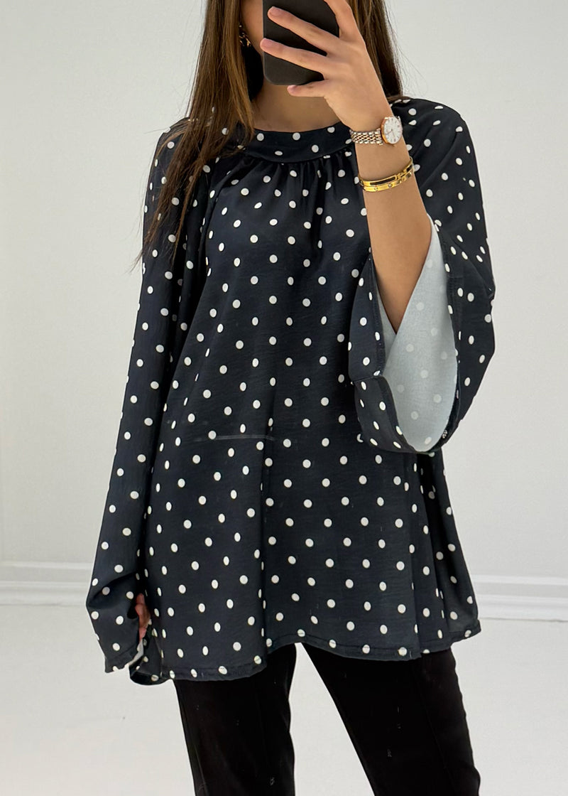 Bluse mit Punkten & weiten Ärmeln