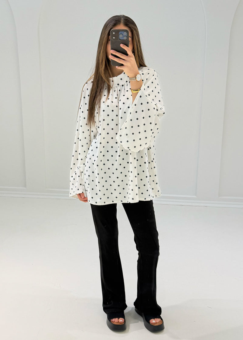 Bluse mit Punkten & weiten Ärmeln