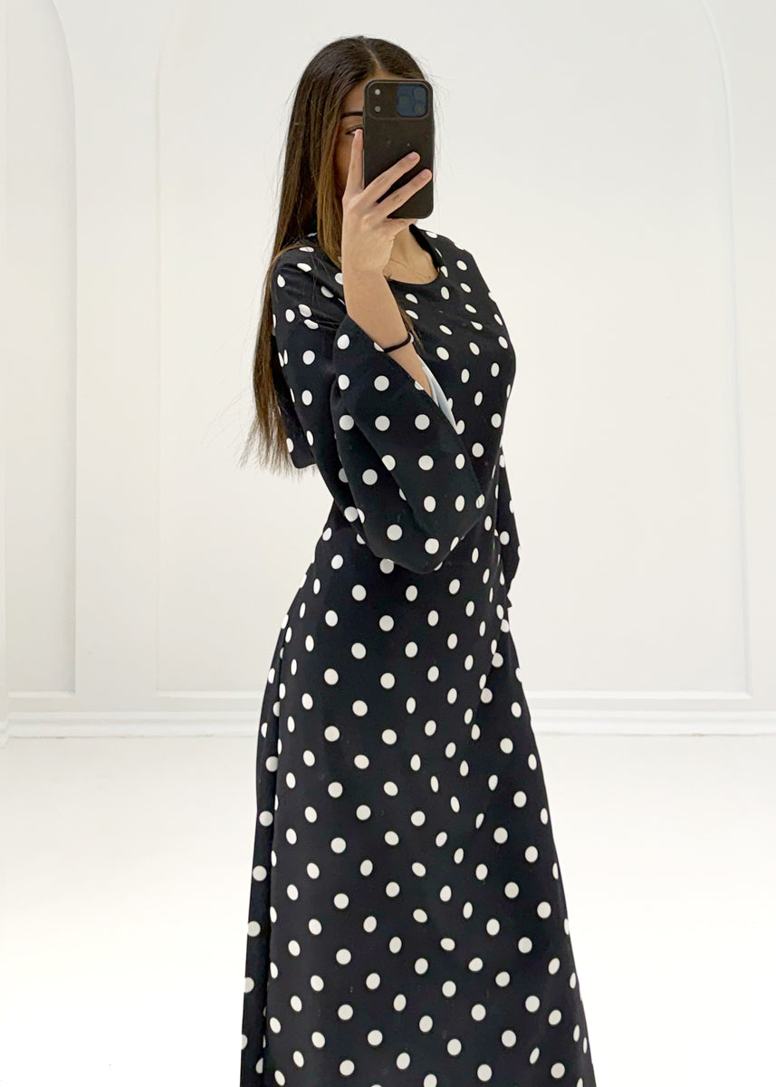 Maxikleid mit Punkteprint & Bindeband