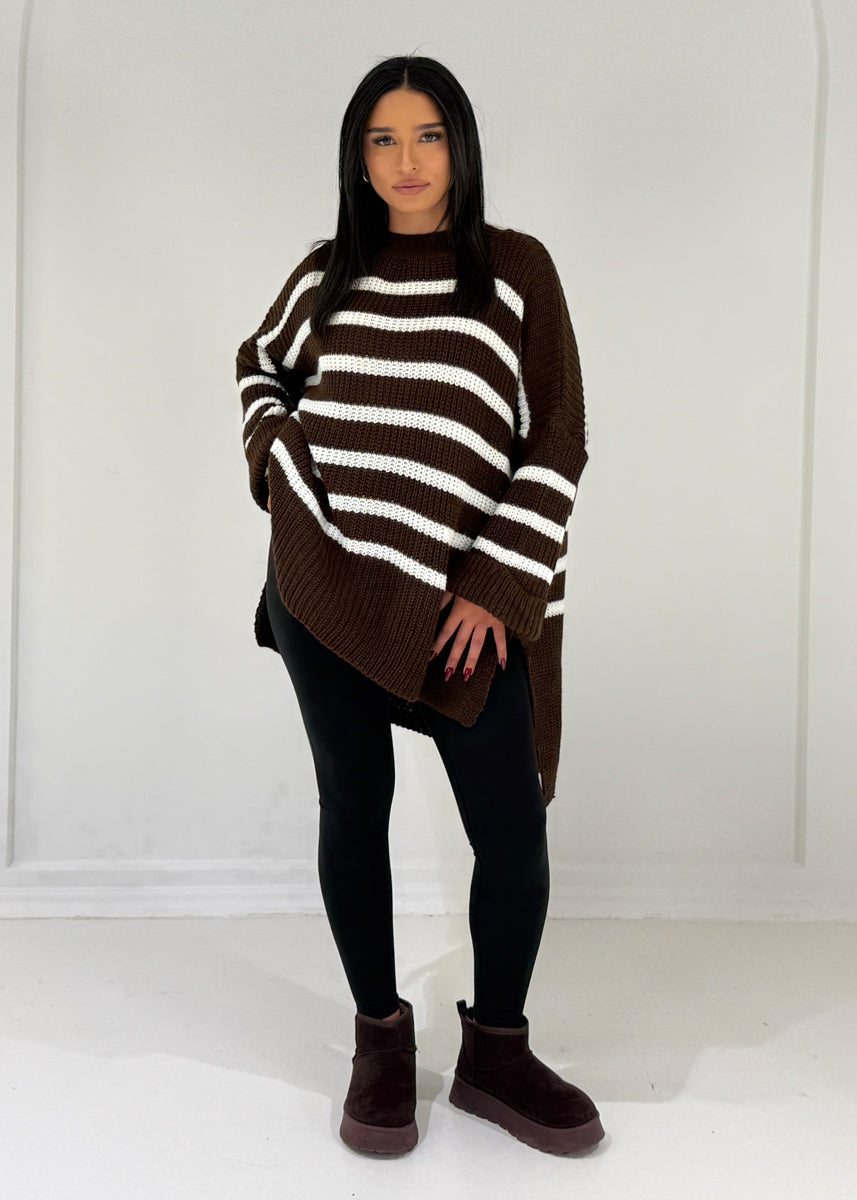 Gestreifter Strickpullover