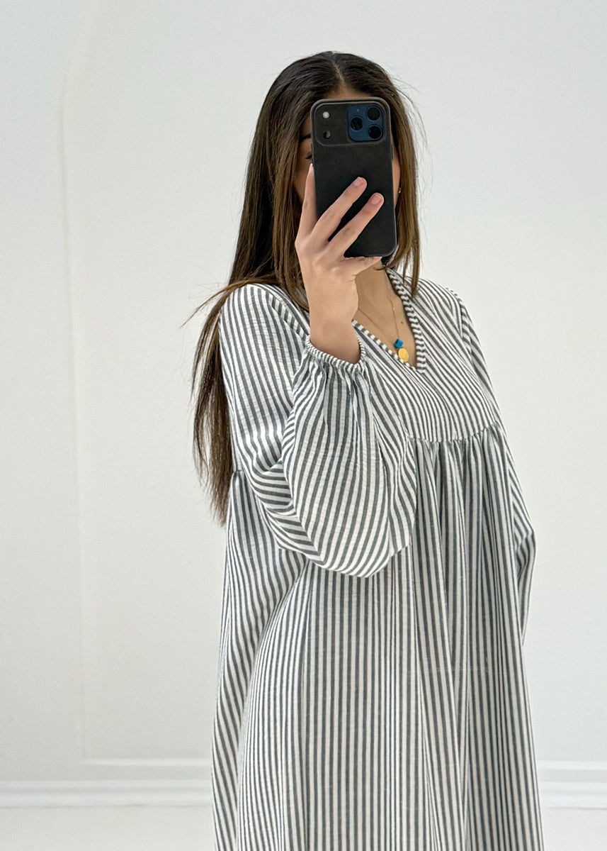 Gestreiftes Maxikleid