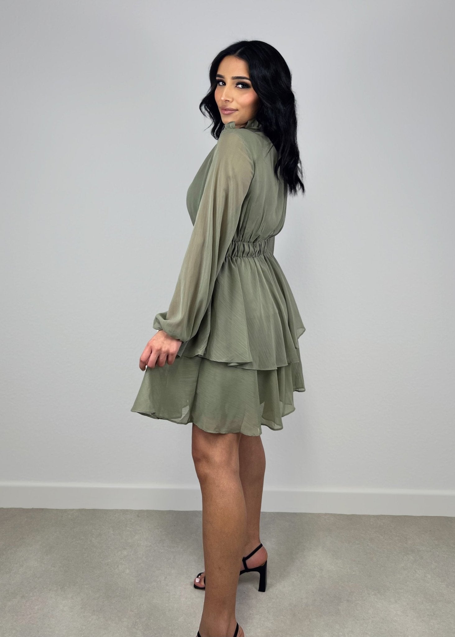Kleid mit Rüschen - NAHA