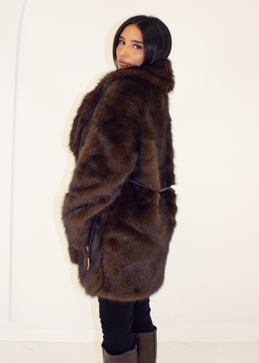 Kunstfell Mantel mit Gürtel