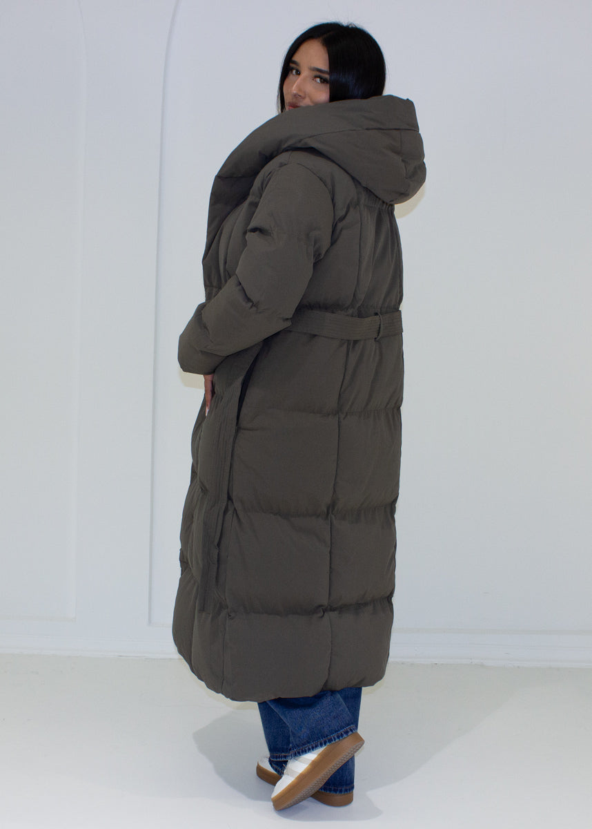 Winterjacke mit Kapuze