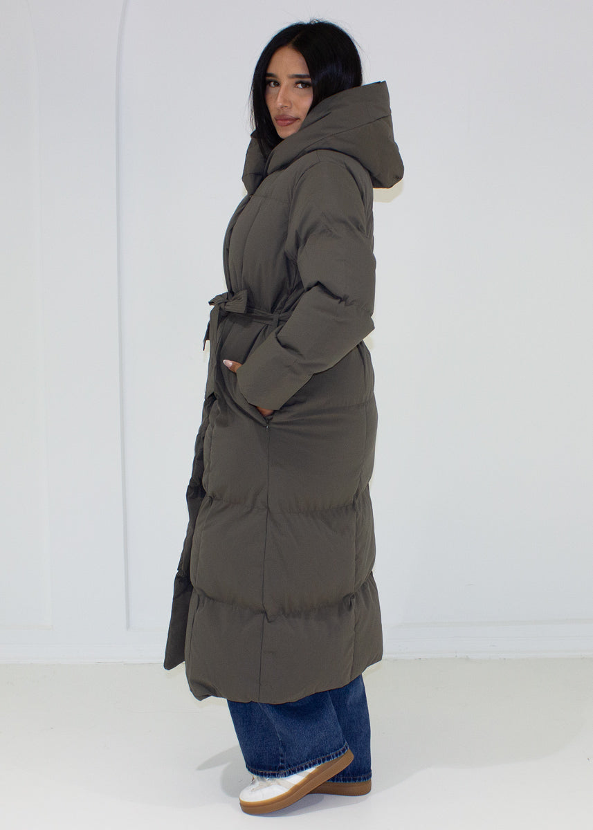 Winterjacke mit Kapuze