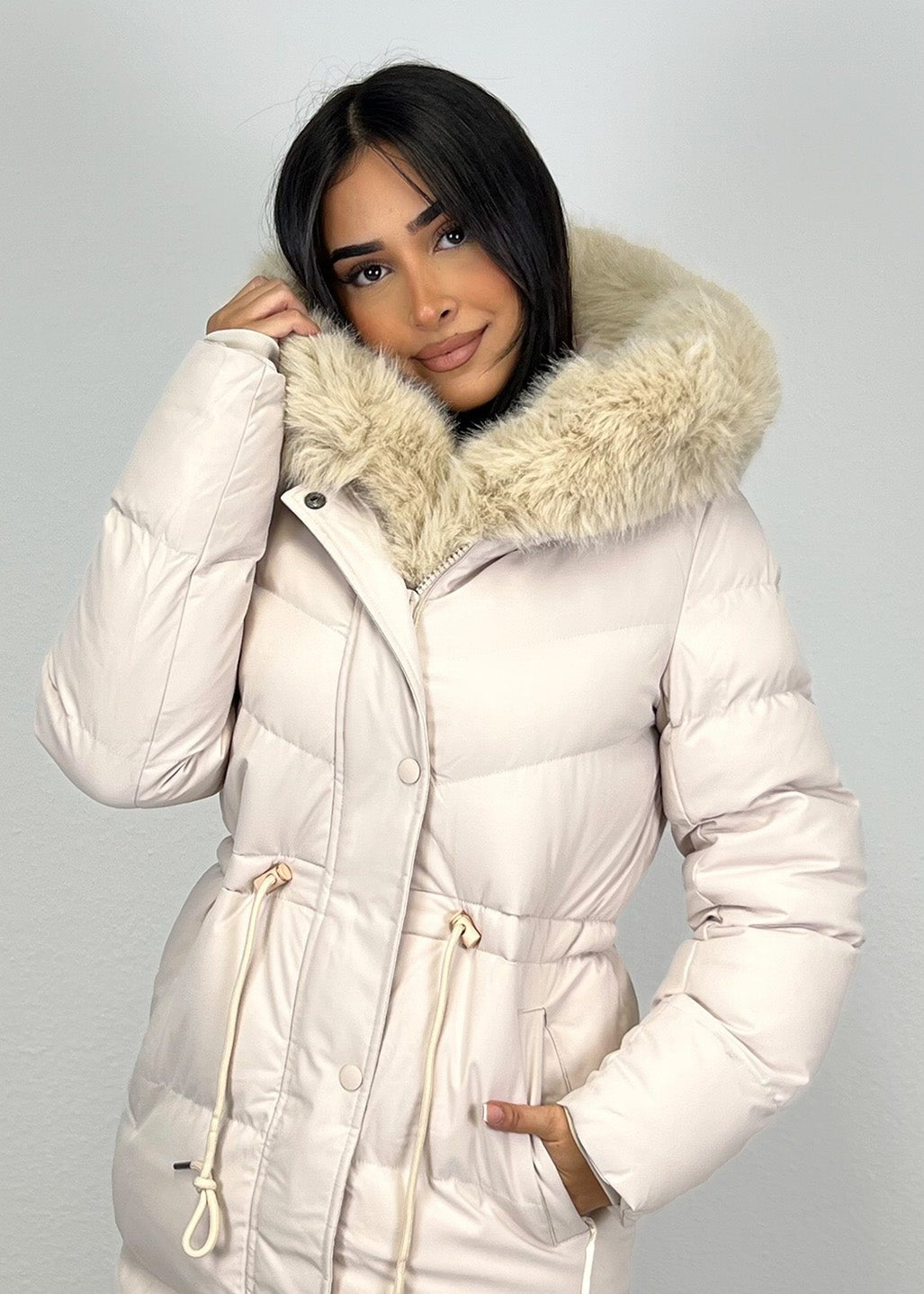 Langer Parka mit Kunstfell - NAHA