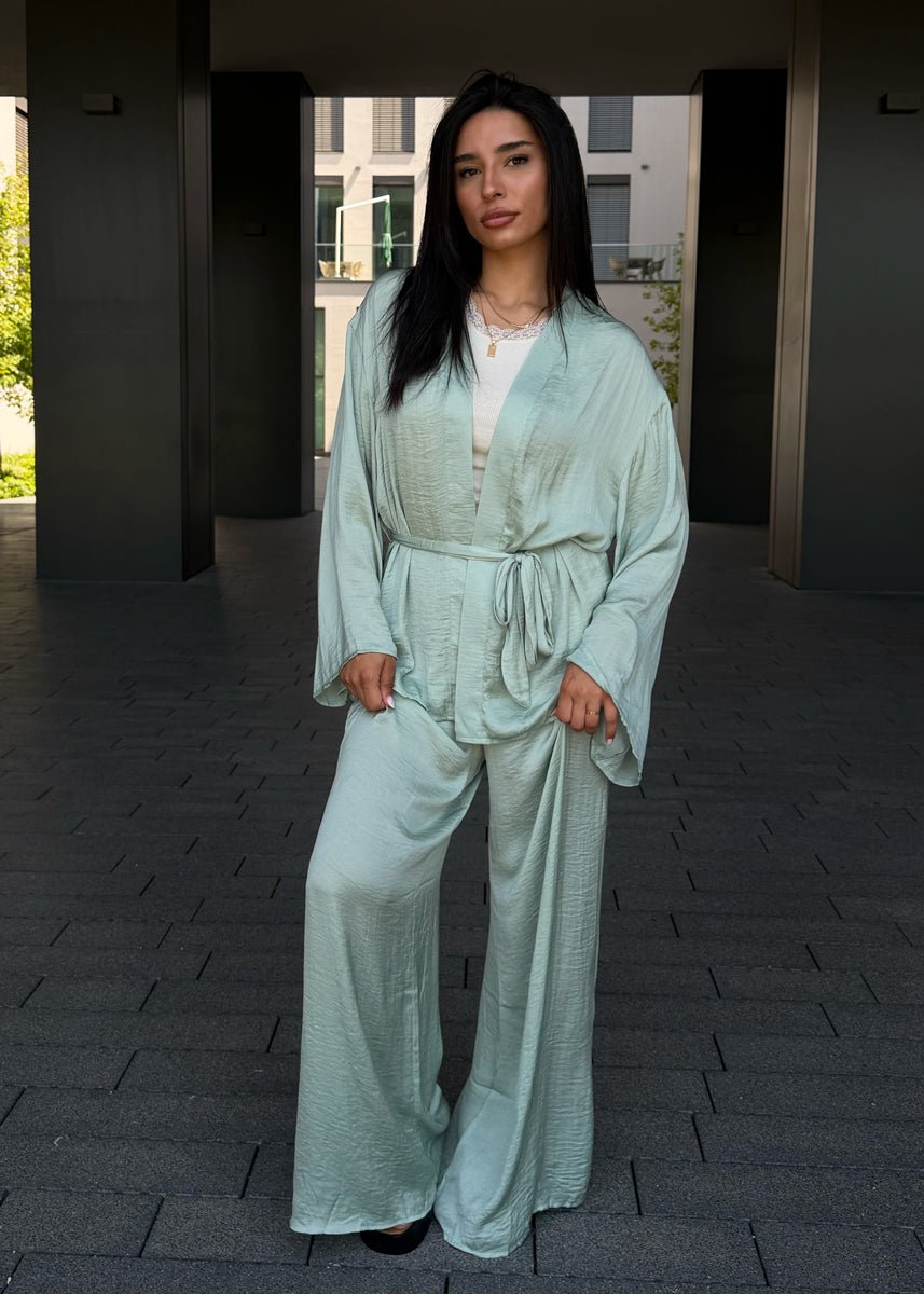 Luftiges Satin-Set in Mint - NAHA