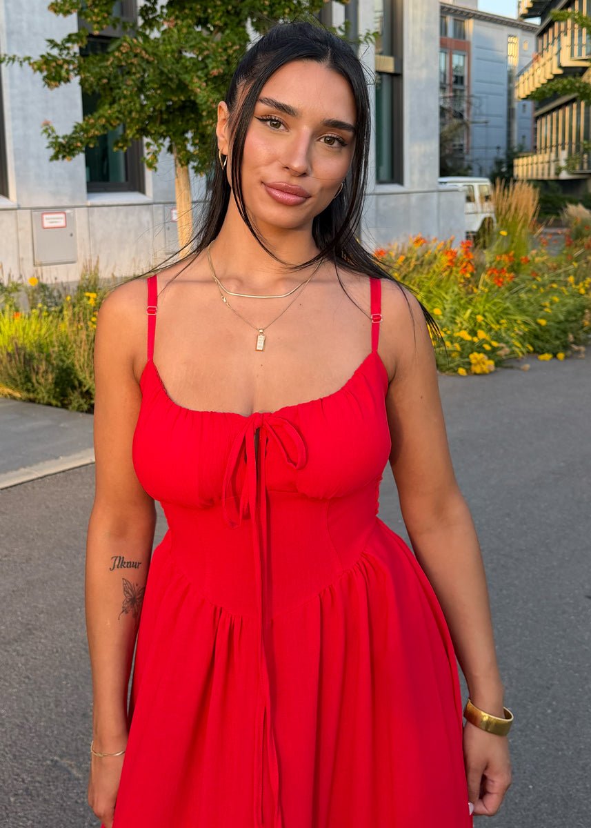 Maxikleid mit Schleife & Spaghettiträgern Rot - NAHA