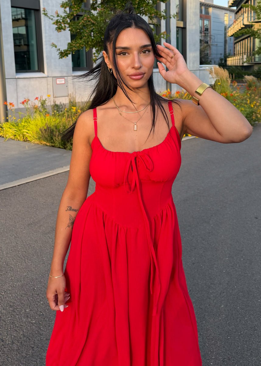 Maxikleid mit Schleife & Spaghettiträgern Rot - NAHA
