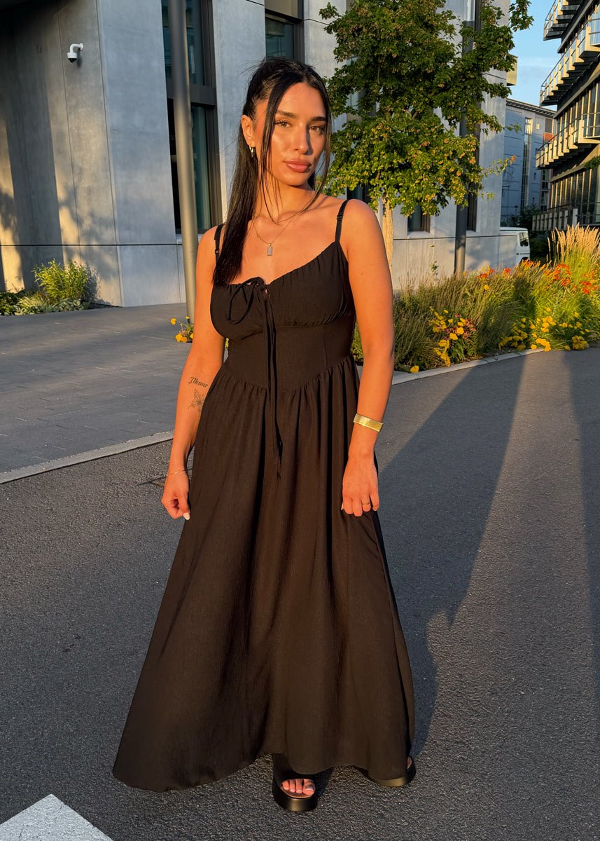 Maxikleid mit Schleife & Spaghettiträgern Schwarz - NAHA