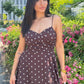 Midikleid mit Punkten & Spaghettiträgern – Braun - NAHA