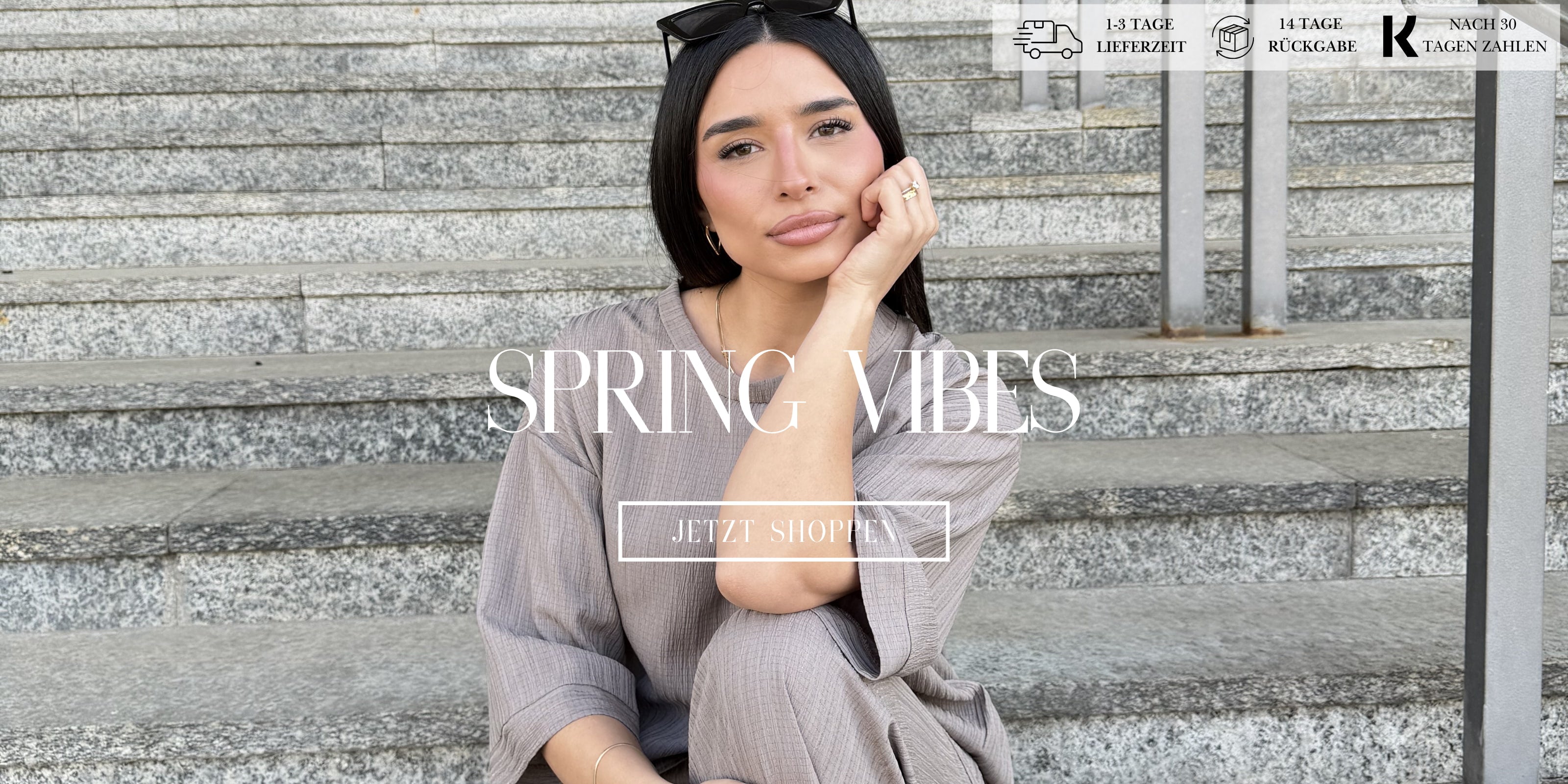 Moderne Damen Frühlingsmode von NAHA – eleganter Zweiteiler in Taupe, bequemes Outfit für stilvolle Alltagslooks und warme Tage