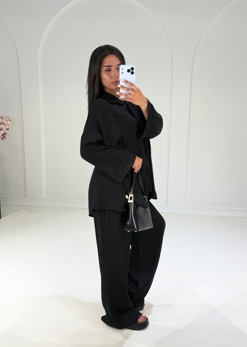Weites Set aus Hemd und Hose Schwarz
