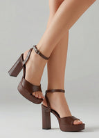 SCHUHE