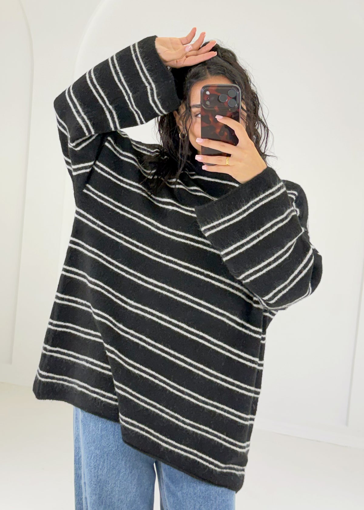 Gestreifter Oversize Pullover Schwarz