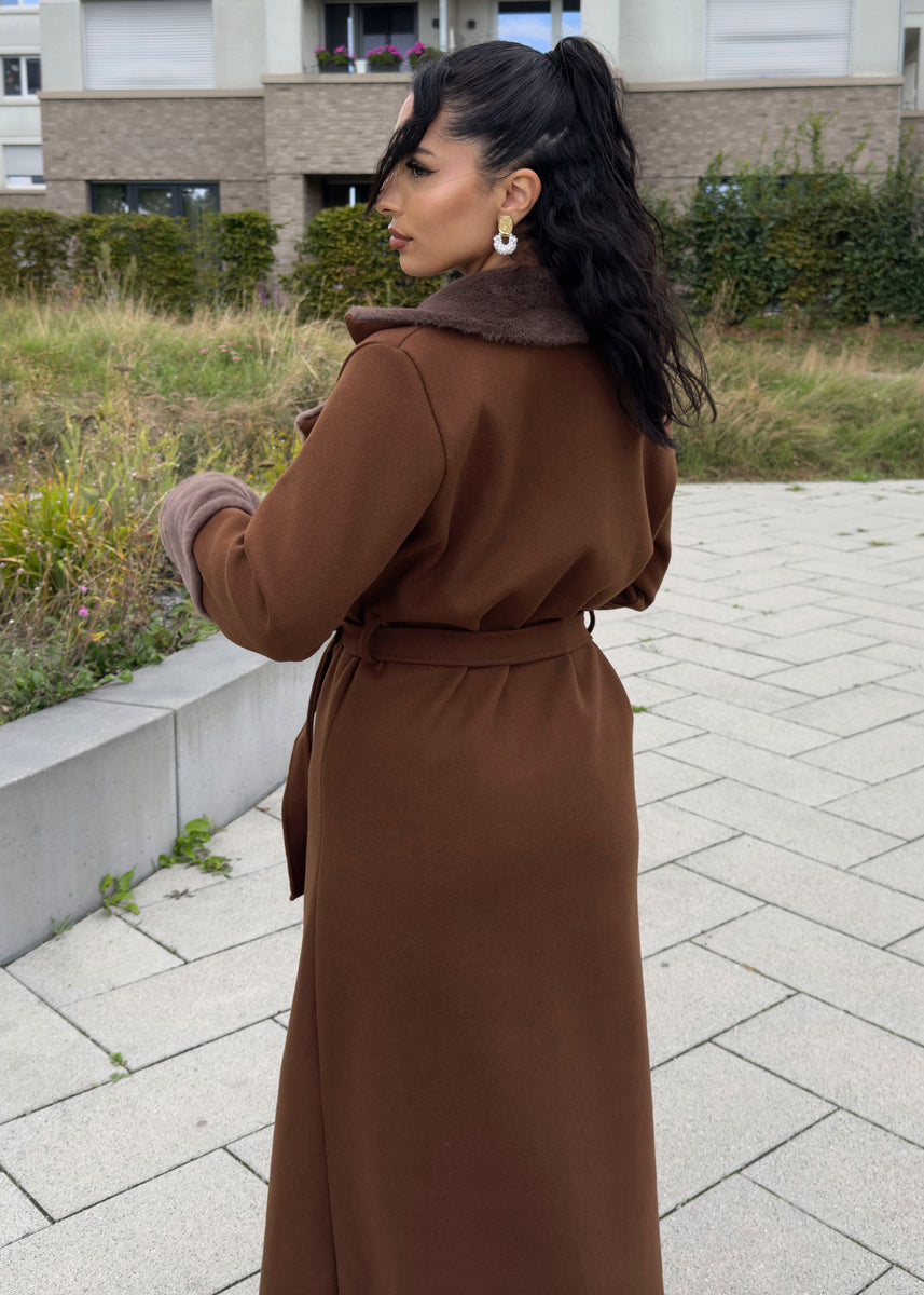 Mantel mit Kunstpelz