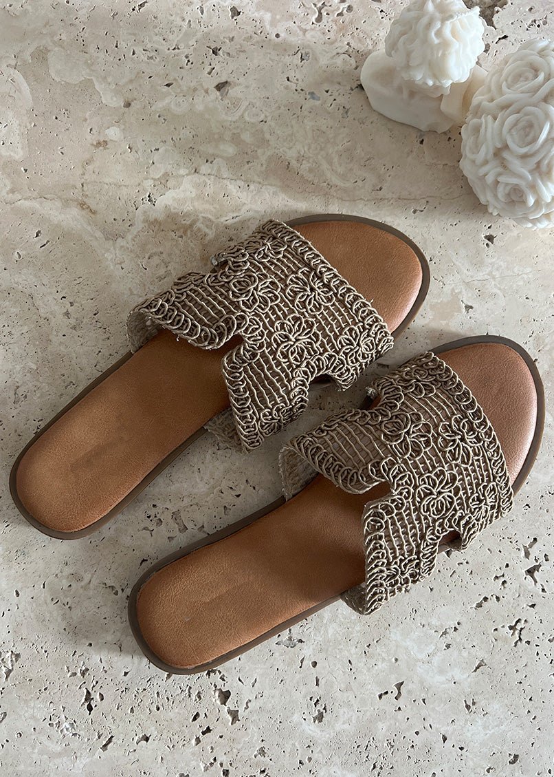 Sandalen mit gehäkeltem Look - NAHA
