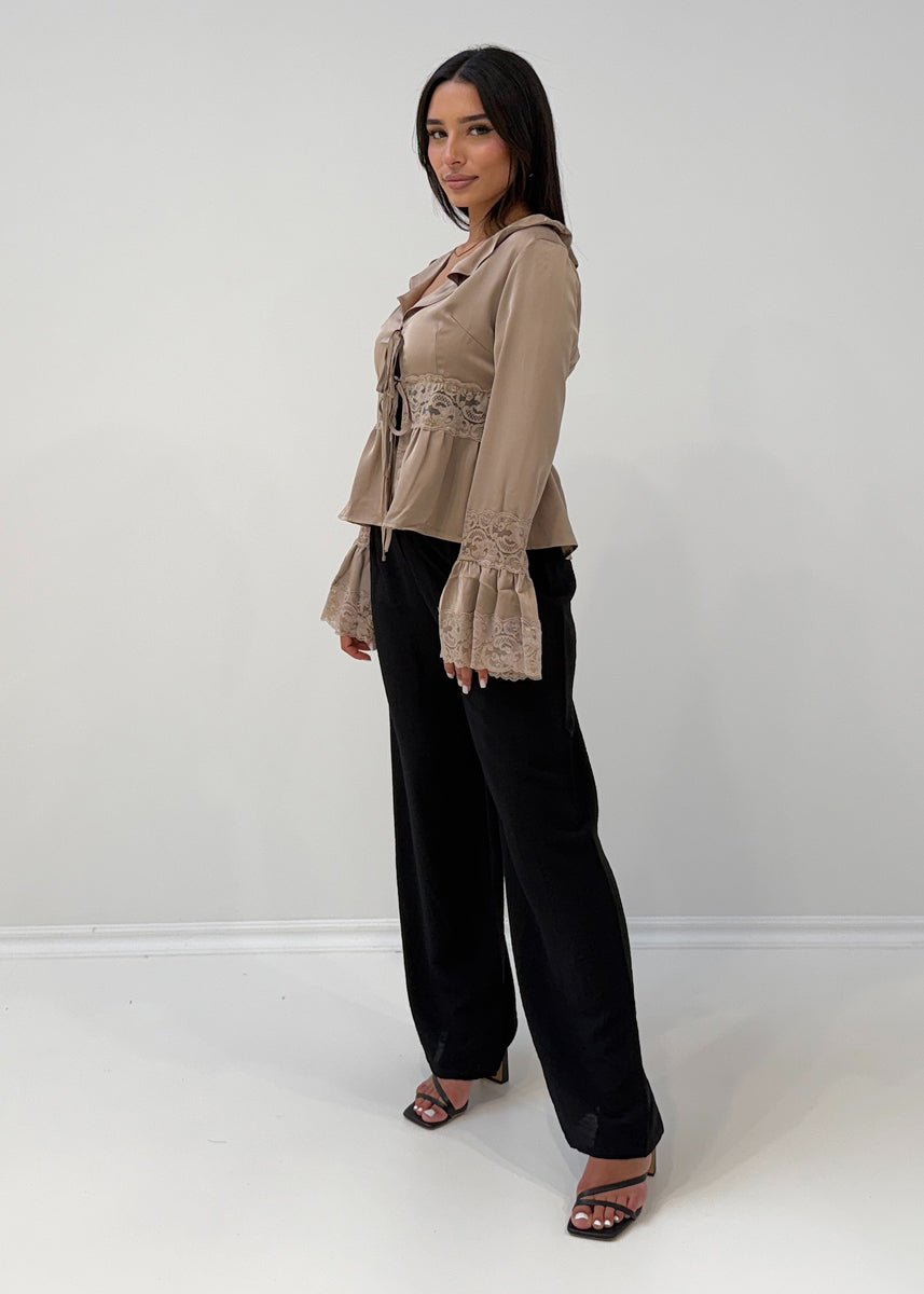 Satinbluse mit Spitze - NAHA