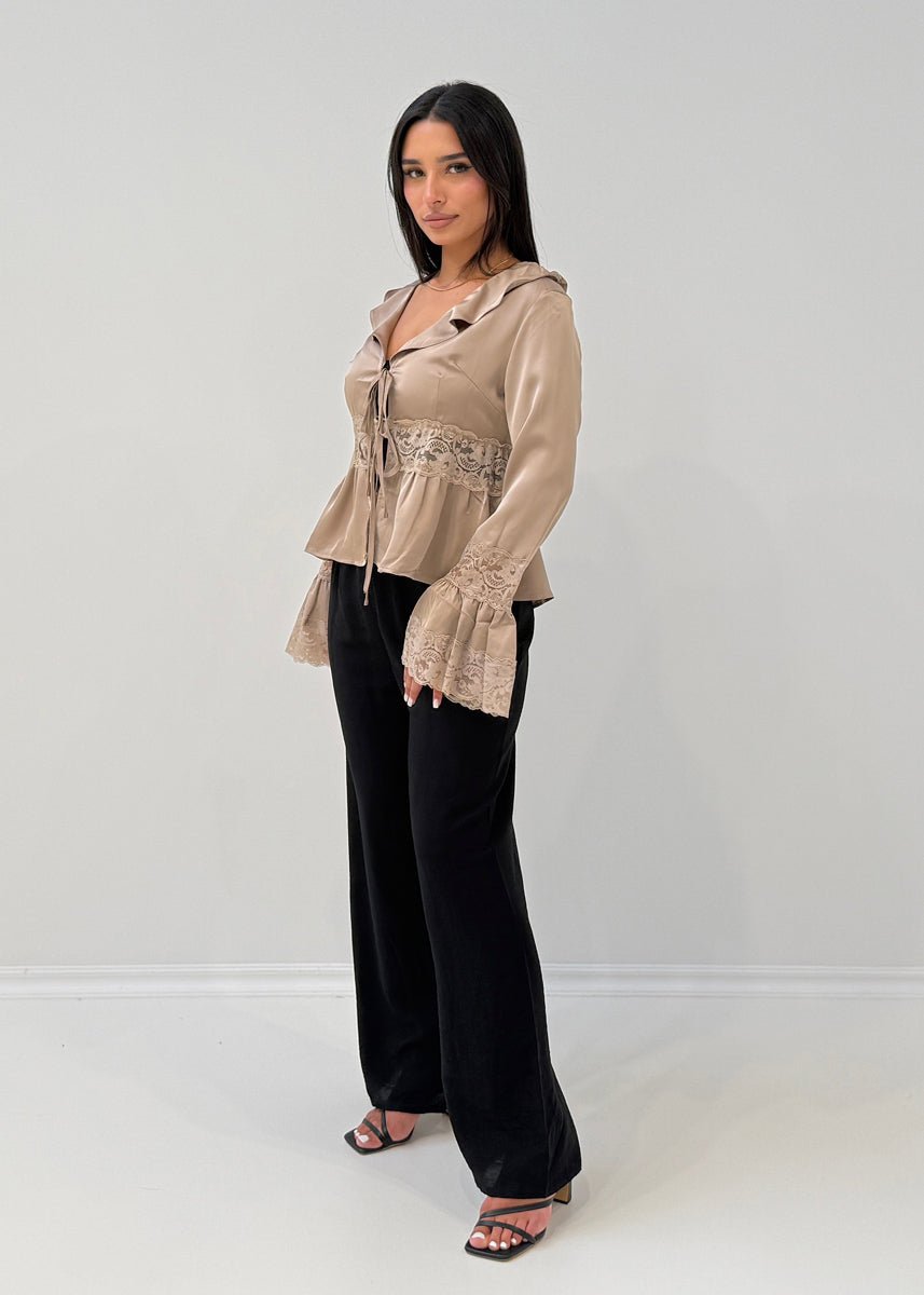 Satinbluse mit Spitze - NAHA