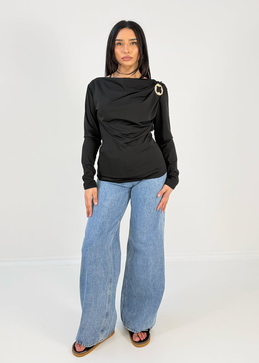 Langarmshirt mit Zierspange