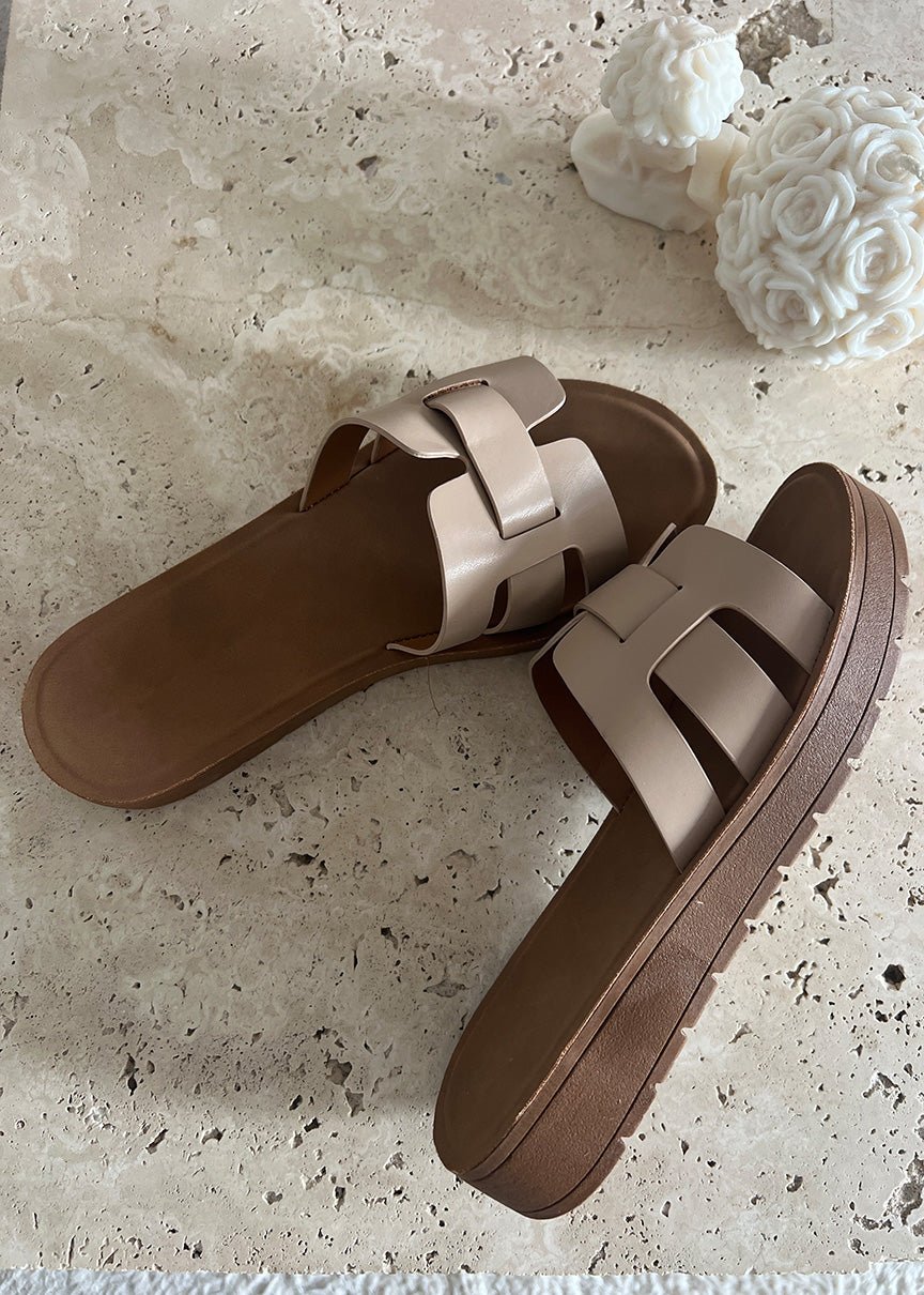 Slip-On-Sandalen - NAHA