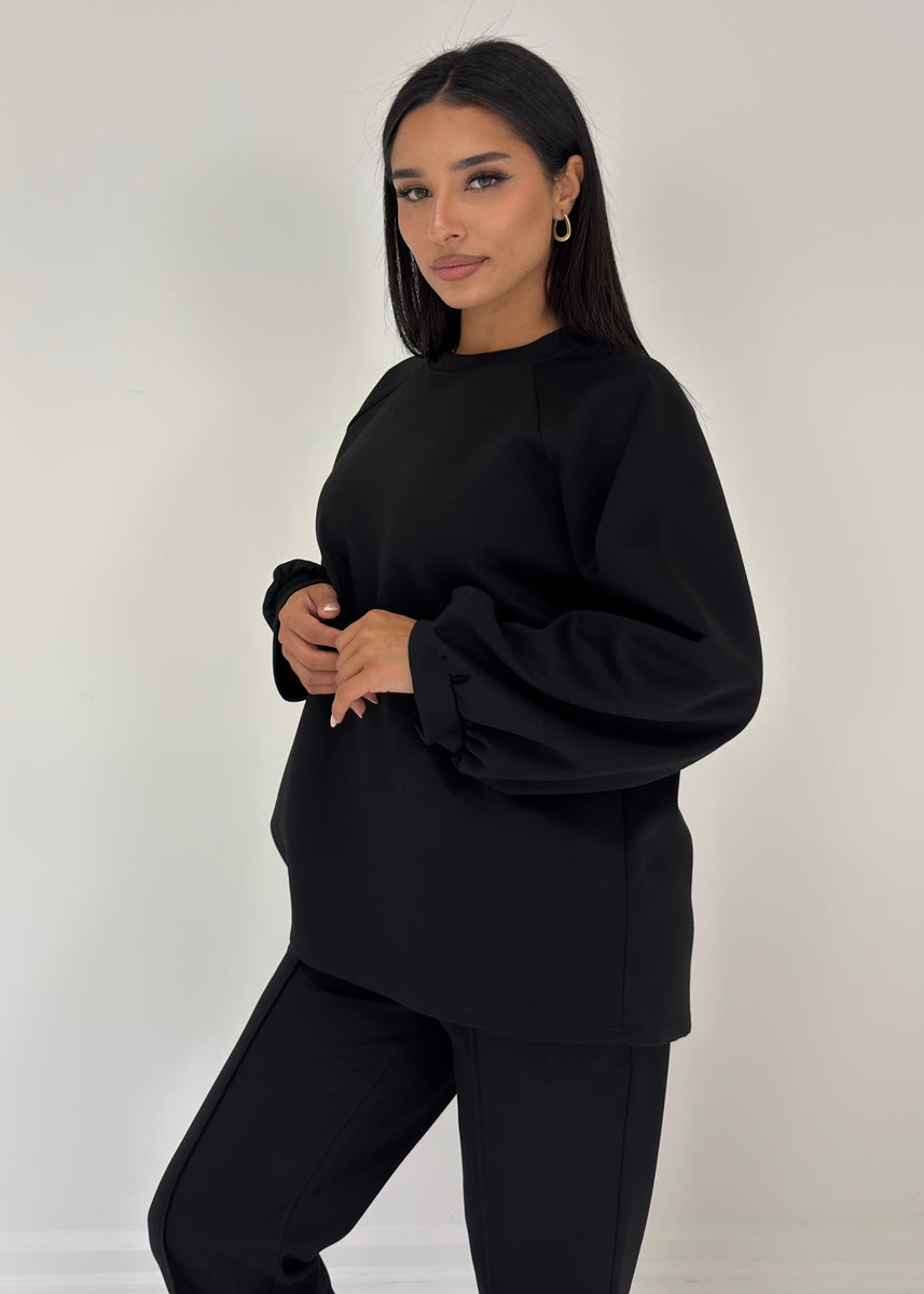 Zweiteiler mit weitem Oberteil & Hose