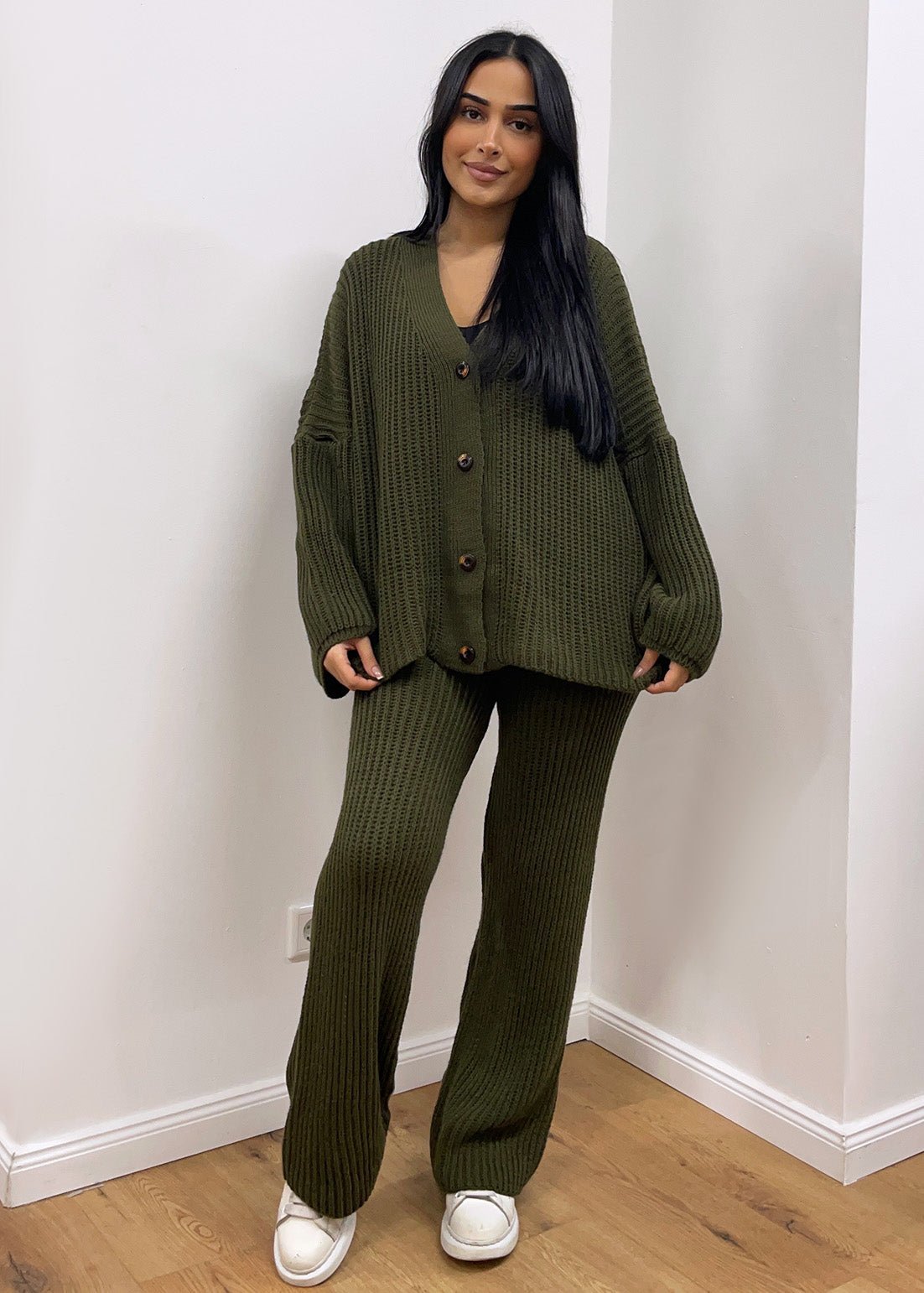 Strick-Set aus Cardigan und Hose - NAHA