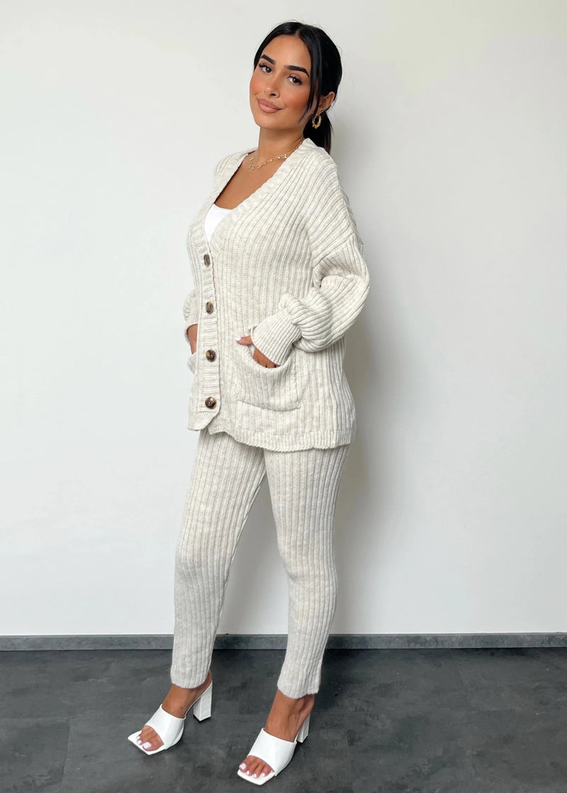 Strick-Set aus Cardigan und Hose - NAHA