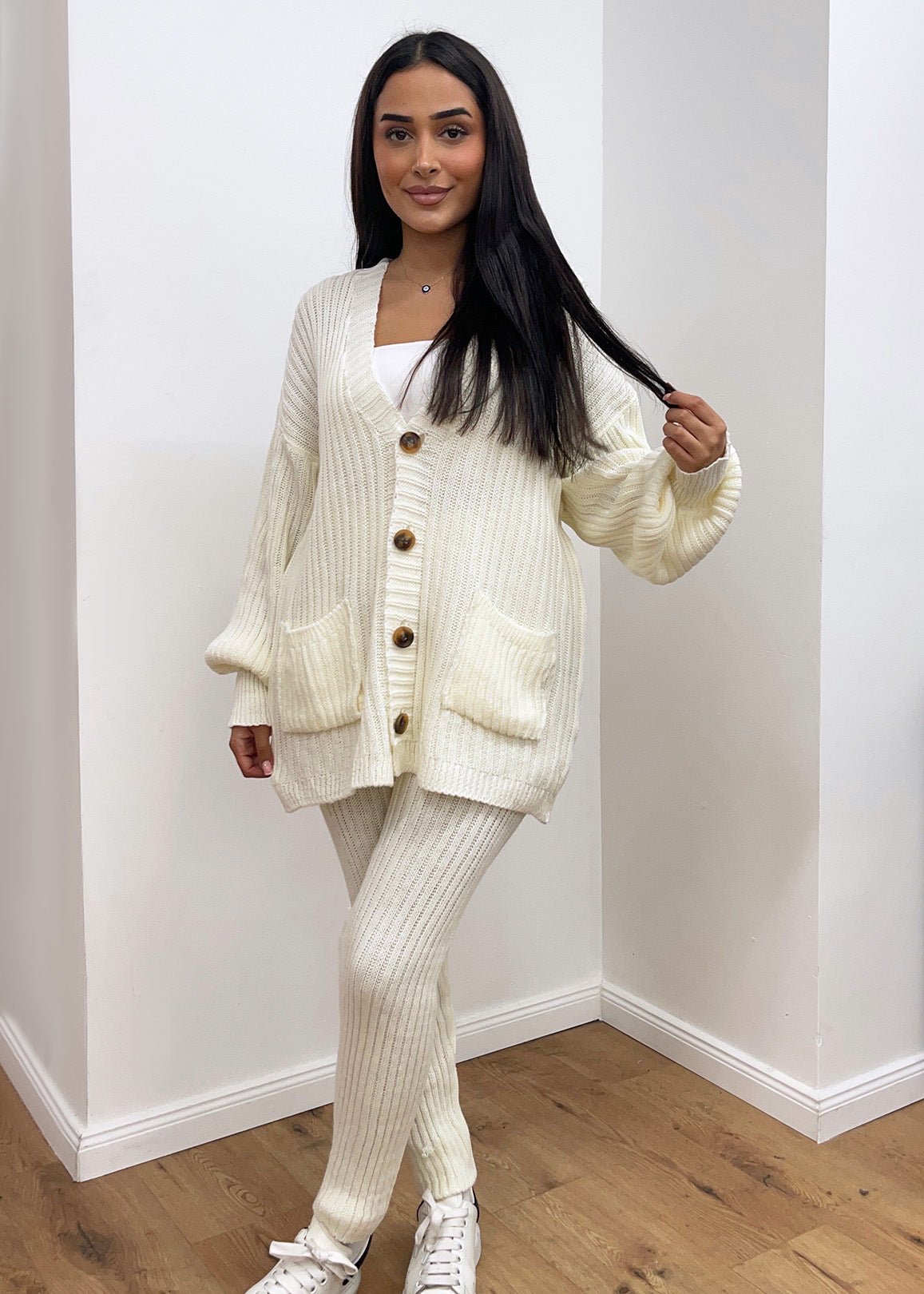 Strick-Set aus Cardigan und Hose - NAHA