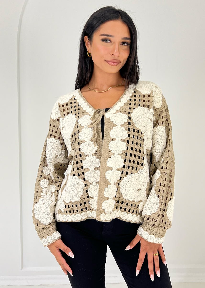 Strickjacke mit Häkelmuster - NAHA