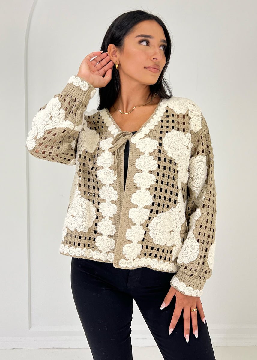 Strickjacke mit Häkelmuster - NAHA