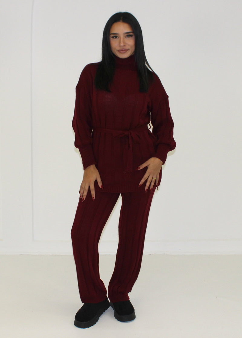 Strickset mit Rollkragen & Bindegürtel