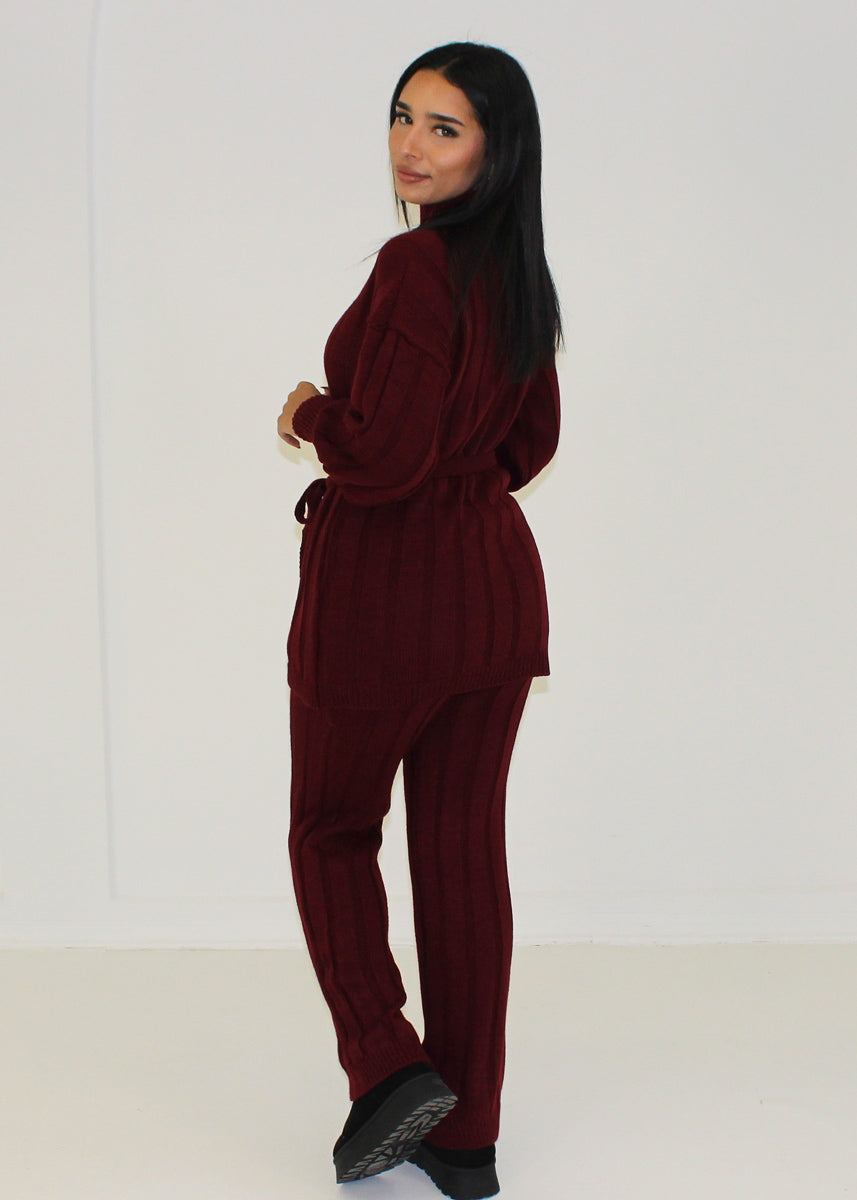 Strickset mit Rollkragen & Bindegürtel