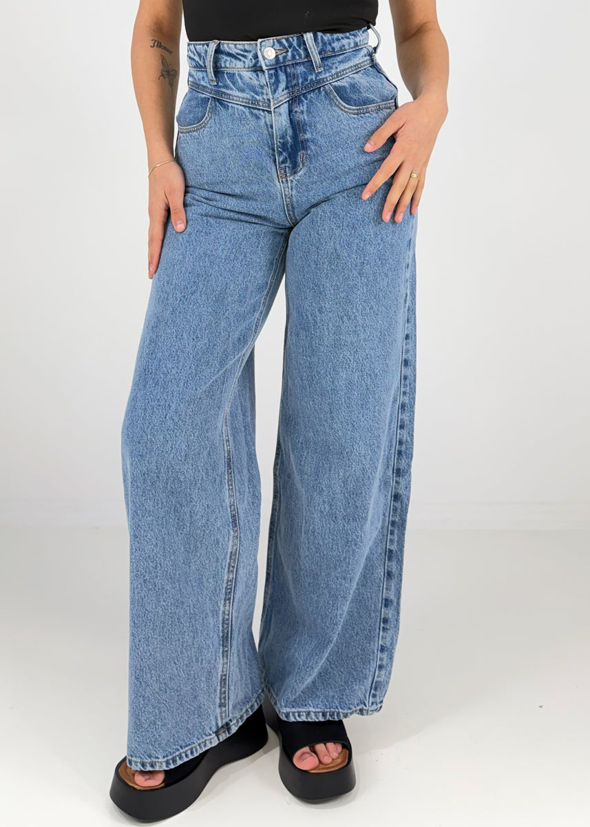 Wide Leg Jeans mit überkreuztem Bund