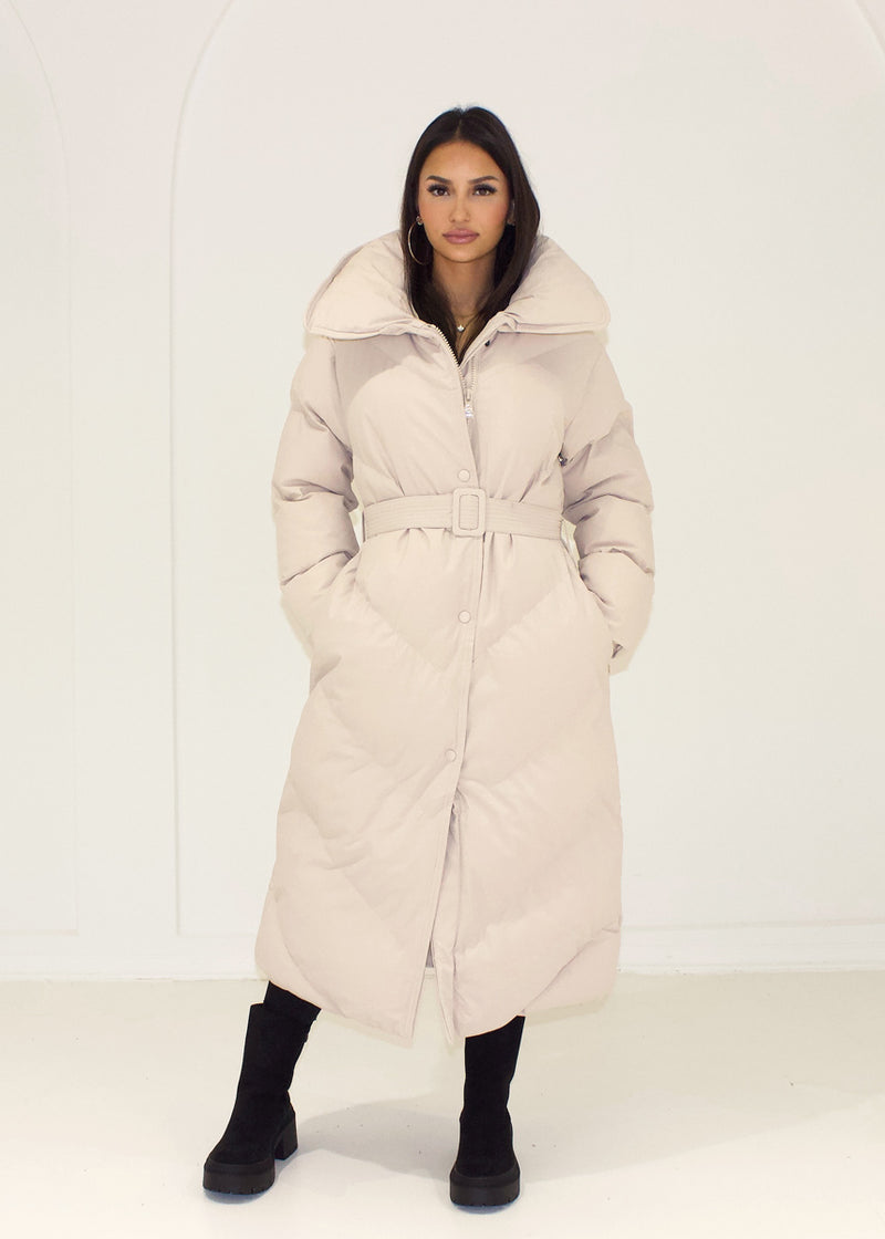Steppmantel mit großem Kragen