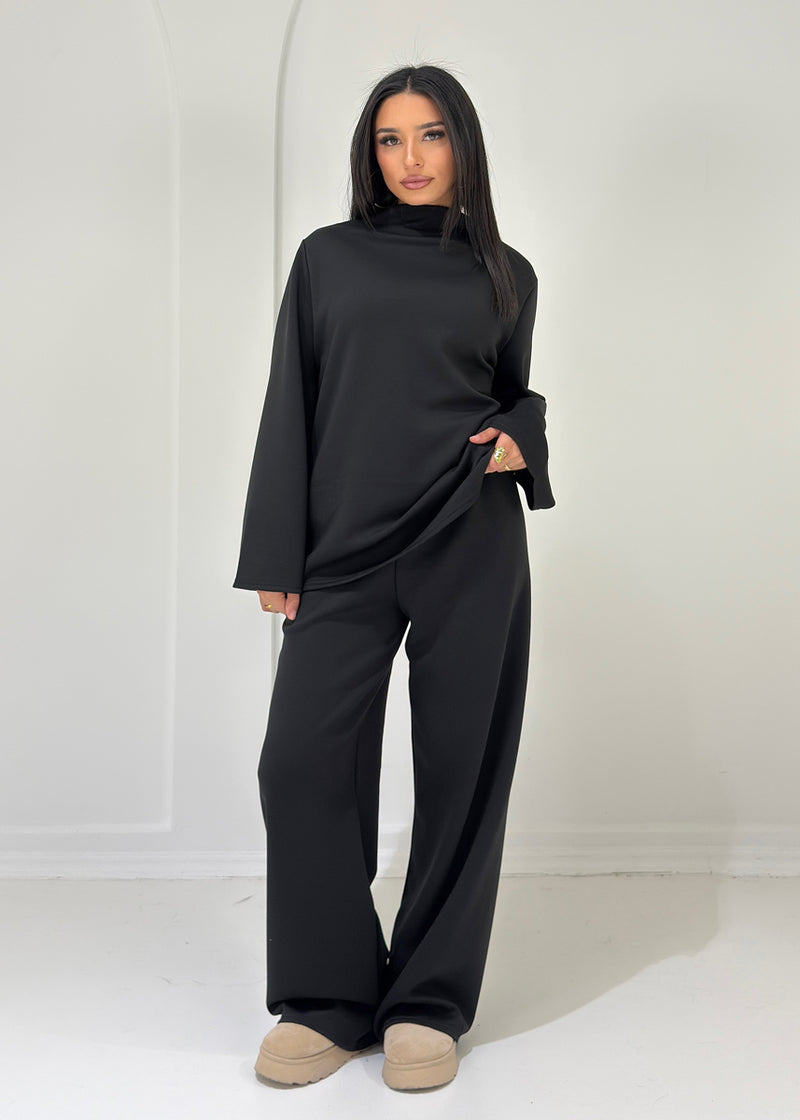 Zweiteiler mit Stehkragen