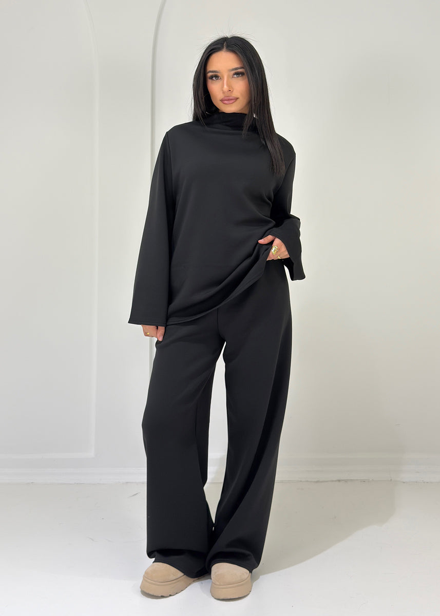 Zweiteiler mit Stehkragen